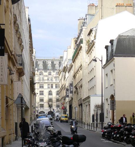 Chic Flat in Paris Center