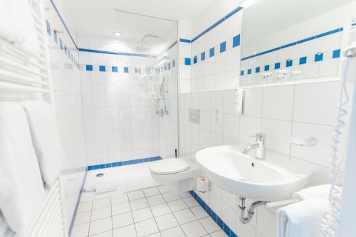 Koupelna v ubytování Bodensee Yachthotel Schattmaier