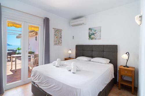 Capistrano Playa 404 by Casasol