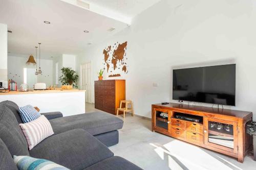 Spacious apartment historic center Santa Cruz