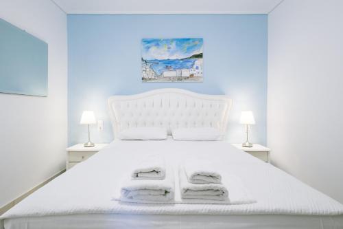 Кровать или кровати в номере Anna Maria - Vanessa Apartments