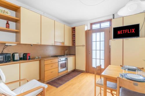 CA2 - Loreto - Duomo- 10 minutes from the Duomo -