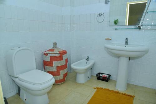 Ένα μπάνιο στο Keur Téranga, Ngor Almadies