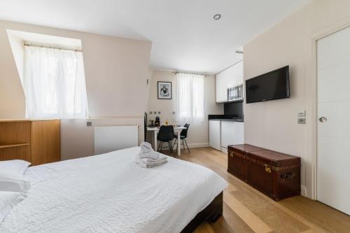 Photo de la galerie de l'établissement ZZZ niel, à Paris