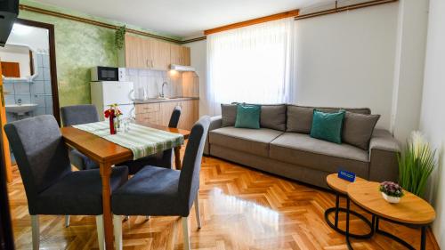 Χώρος καθιστικού στο House Pavlic