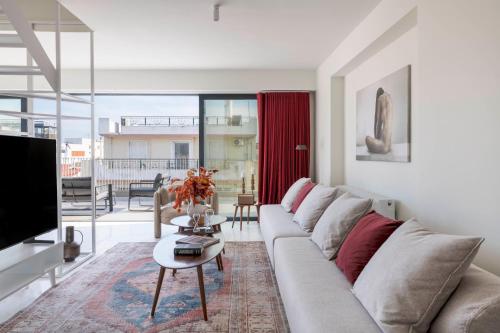 The HostMaster WiseView Acropolis