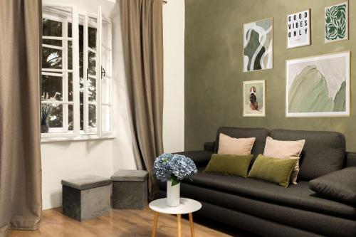 Cosy Castle Flat - Dressing Room - FREE PARKING