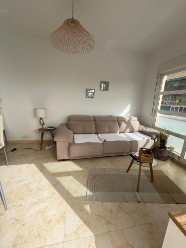 El Campello pool-parking-AC, Beach & tram at 300m