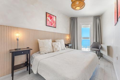 8'th floor ocean view apartment in Las Americas