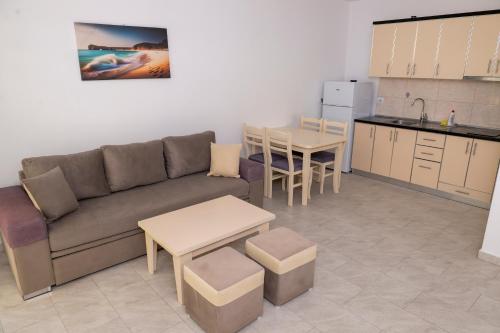 Una cocina o zona de cocina en Roxhensi