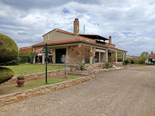 GOLDEN Twins' Villas 1