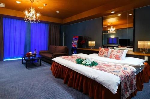 HOTEL CALM - Couple's Hotel