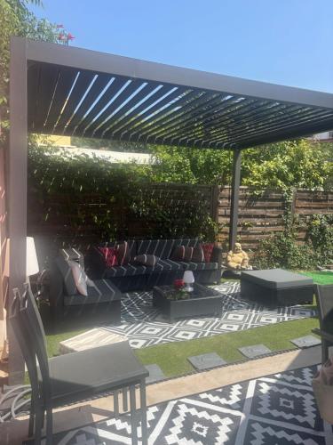 Fotografie z fotogalerie ubytování Havre de paix avec jardin et terrasse v destinaci Lattes