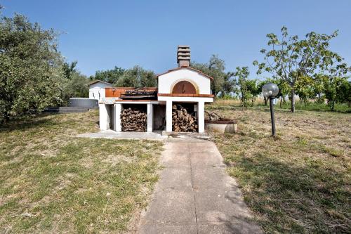 Κήπος έξω από το Agriturismo Per Caso