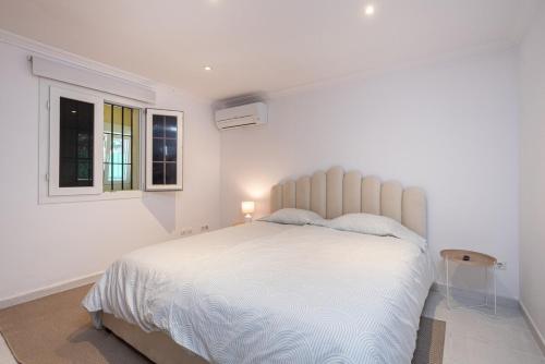 Naranja Cozy Studio 1min walk to Beach by AllStay