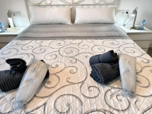 En eller flere senge i et værelse på Lovely World - La Nogalera