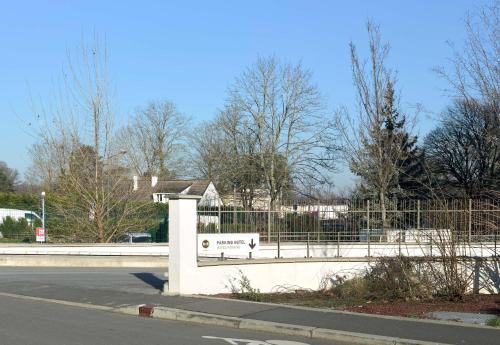 Φωτογραφία από το άλμπουμ του B&B HOTEL Paris Meudon Vélizy σε Meudon
