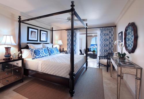 Krevet ili kreveti u jedinici u okviru objekta St Peter's Bay Luxury Resort and Residencies