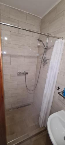 Koupelna v ubytování Apartmány Bardi