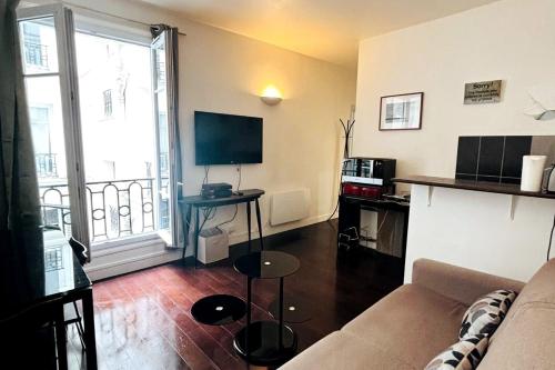 Pleasant apt wagram neighborhood