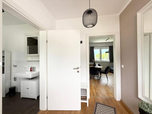 Kuchyň nebo kuchyňský kout v ubytování Studio Apartment Mils