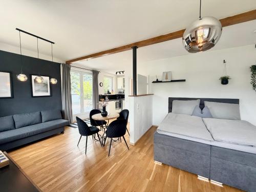 Postel nebo postele na pokoji v ubytování Studio Apartment Mils