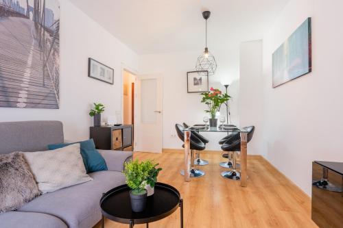 Panther Home San Roque