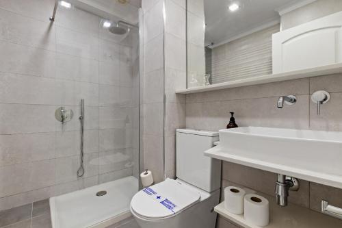 Koupelna v ubytování Sol Montemar 10 by IVI Real Estate