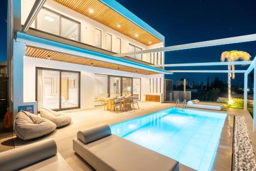 Бассейн в D&R Boutique Villas R или поблизости