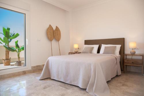 Luxury Villa in Marbella, Sea & Golf Views, Fully Renovated 2025, private Garden, 5 min to Beach