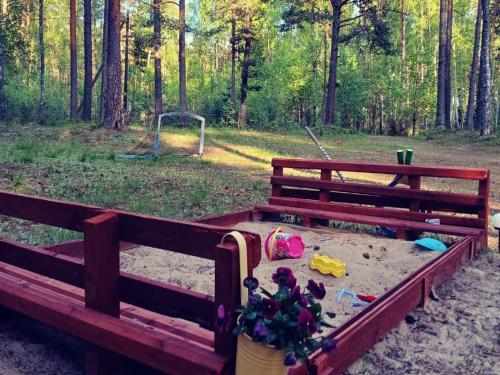 Gallery image of Männi puhkebaas in Karjamaa