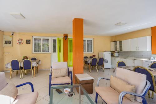Gallery image of Mijailovic apartmani PARKING WI FI AIR CONDITION FREE in Kaluđerac