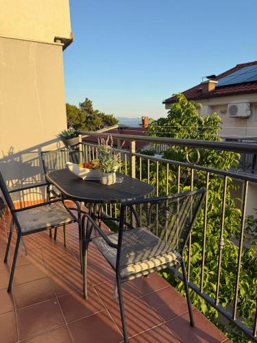 Apartment Sea Life with balcony and sea view