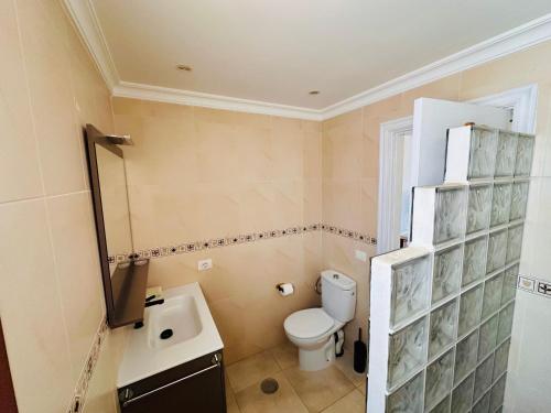 Cozy Sunset view studio at Port Royale with heated pool, Wi-Fi and AC