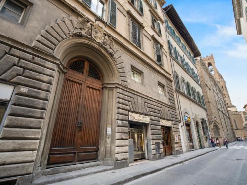 Four Season's Ghibellina Luxury Apartment 300 mt from Duomo