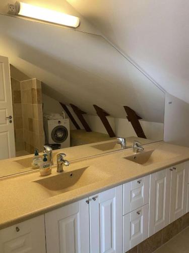 Dapur atau dapur kecil di Central lejlighed i Hjørring