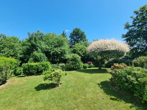 Photo de la galerie de l'établissement Chambre lit double, à Lassy