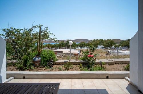 Gallery image of Theros in Livadakia
