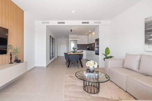 Ultimate Rentals - Modern Comfort and Views in Oceana Gardens, Estepona photo 24