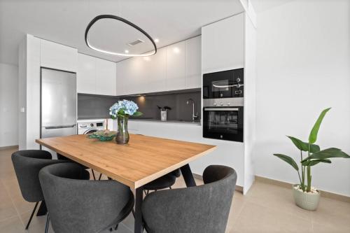 Ultimate Rentals - Modern Comfort and Views in Oceana Gardens, Estepona photo 21