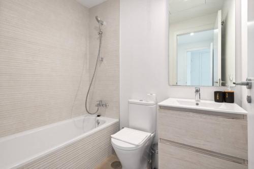 Ultimate Rentals - Modern Comfort and Views in Oceana Gardens, Estepona photo 16