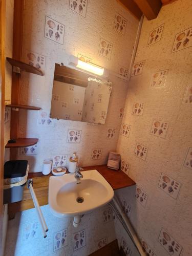 Et badeværelse på Maison Cantalou