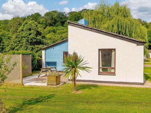 Κήπος έξω από το 2 Bed in Whitsand Bay 88311