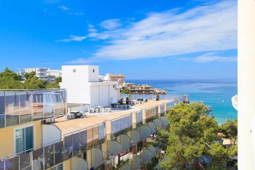 602 Cala Forn Salou Side sea views w Direct access to the beach