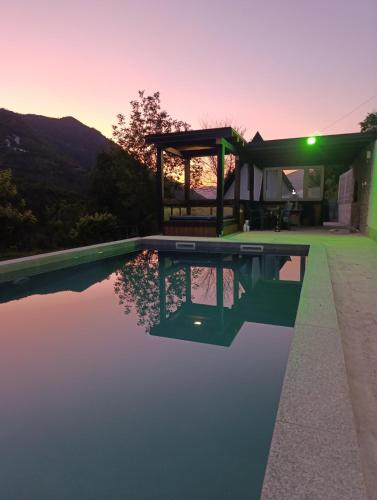 Πισίνα στο ή κοντά στο Konjic Vikendica Bajka