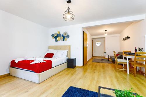 New, cozy, central flat