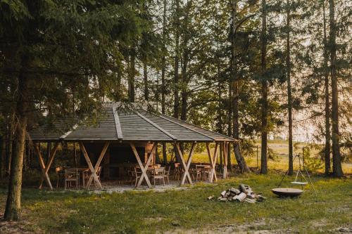 Gambar di galeri bagi Leśne Stawy - Stara Leśniczówka di Szymbory