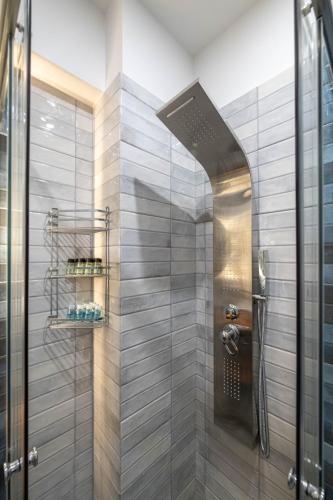 Zenon Homes 2nd Floor with Parking Spot, Kalamata Center