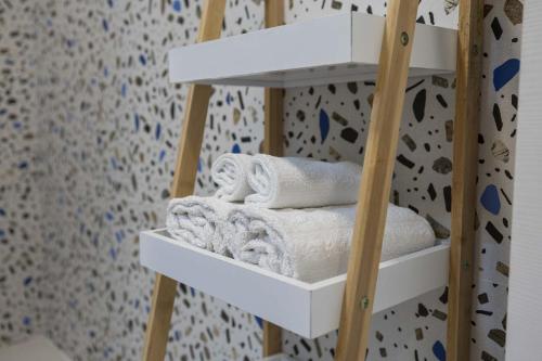 Ένα ή περισσότερα κρεβάτια σε δωμάτιο στο Studio Apartment Rosa Krk