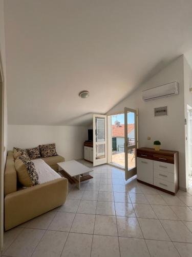 Apartman LANA